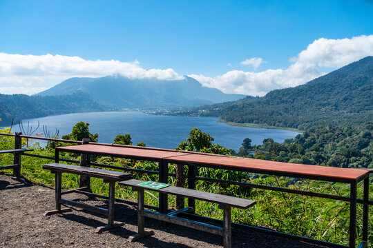 BALI Lake Buyan, Bali's Twin Lakes