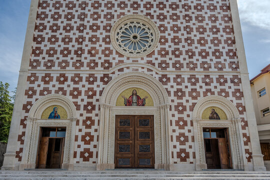 Manoppello, Abruzzo. The Basilica of the Holy Face 0826
