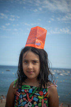 Girl play whit her waterwings
