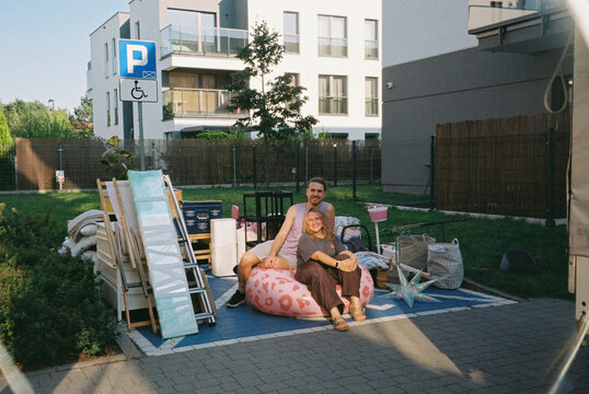 Moments of a young family moving into a new home
