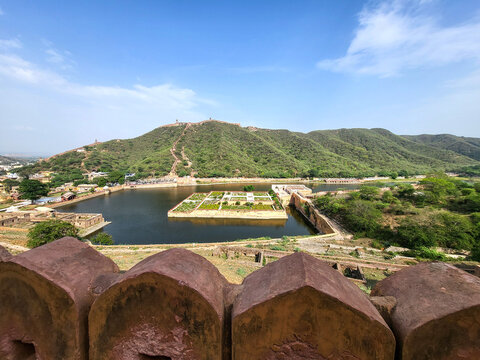 Scenic view of Maota Lake and Kesar Kyari Garden at Amer Fort in Jaipur, Rajasthan, India