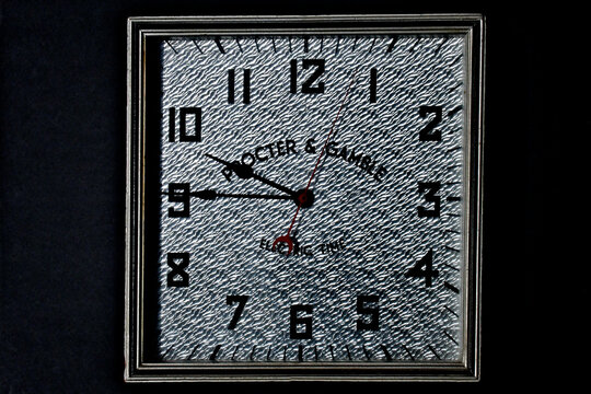 1940&rsquo;s era Proctor & Gamble electric clock still working today. Given to vendors who sold their products 