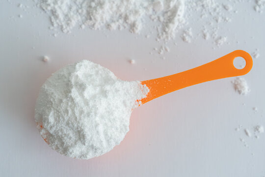 Creatine monohydrate powder texture
