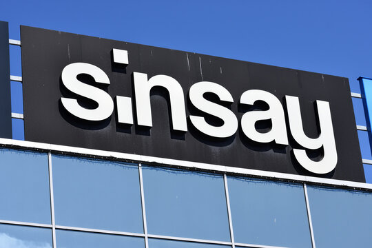 Sinsay fashion clothing store signage, logo, emblem at Atrium Reduta shopping mall. WARSAW, POLAND - APRIL 18, 2026