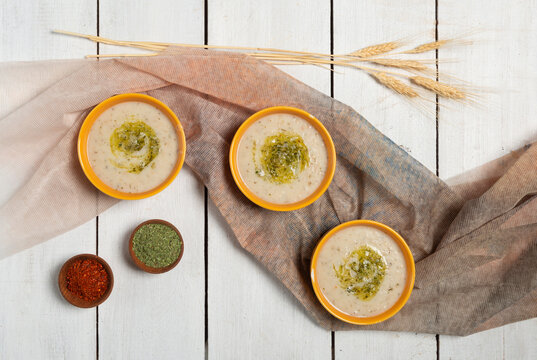 Traditional Turkish yayla soup with yogurt rice and dried mint