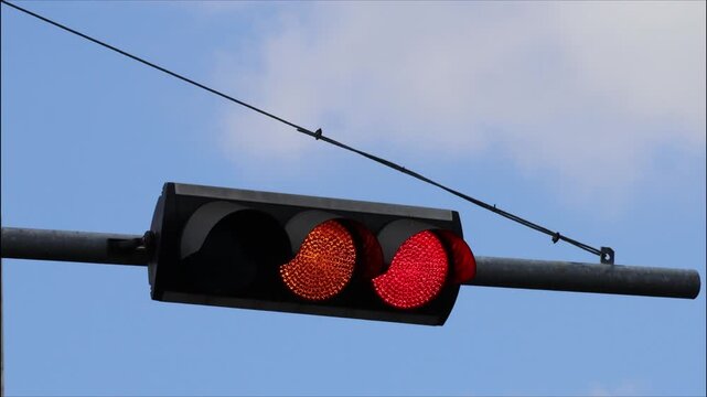 Close up traffic light changing colors