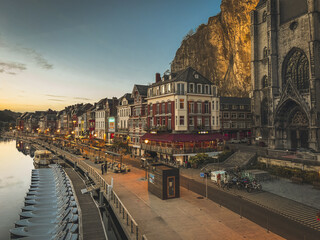 Dinant, 19.09.2026, Belgium, A beautiful view of the promenade and the Notre-Dame Collegiate Church. The City of Saxophones and the gateway to the Ardennes  © Bartomiej