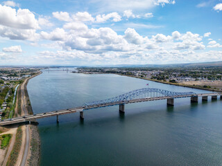 Fototapeta premium Blue Bridge (Pioneer Bridge) - Aerial view facing Pasco, WA