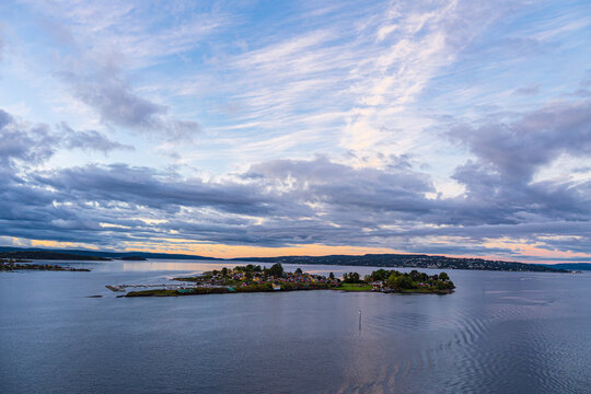 Insel morgens im Oslofjord nahe Oslo, Norwegen