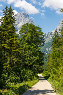 Wanderweg zum Schiederweiher Nahe Hinterstoder