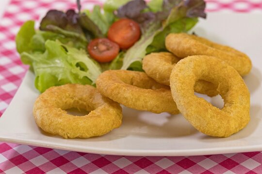 Calamars &agrave; la romaine croustillants, en gros plan