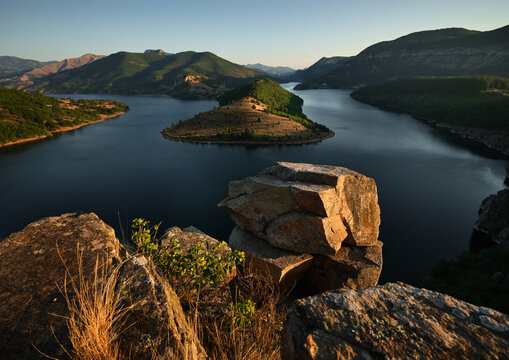 Sunrise at the Arda river