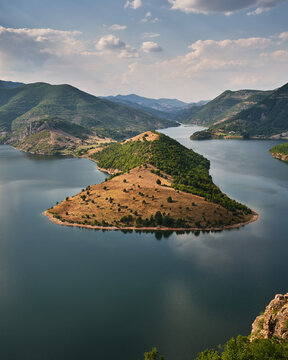 Meanders of Arda