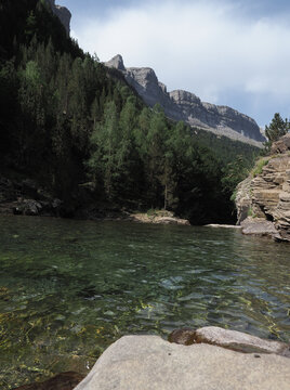 r&iacute;o