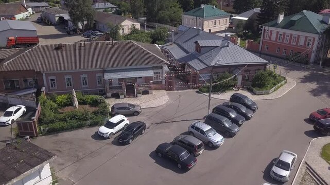 Drone descends toward Kolomna confectionery parking