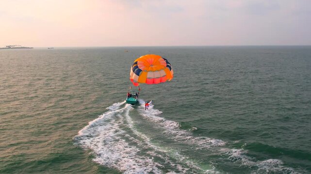 Beach parasailing, Malpe, Beach Waves, Malpe Beach, Udupi