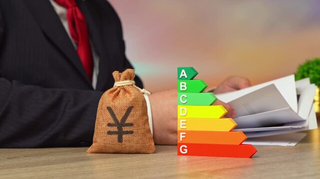 Efficiency scale and the yen or yuan money bag. Reliability of savings and absence of risks. Profitability of investments and deposits. Investment tier list.