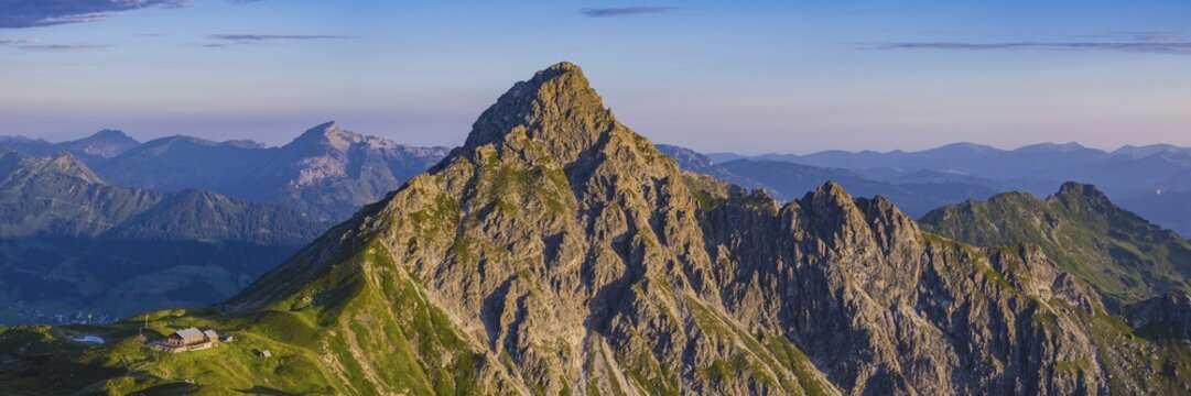 Sunrise, Fiderepass&uuml;tte and Hammerspitze, 2260m, Allg&auml;u Alps, Allg&auml;u, Bavaria, Germany