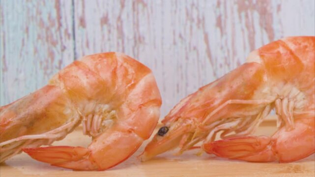 Boiled red shrimp spinning