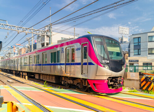 京王線・5000系　新宿行
