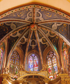 Plafond d&eacute;cor&eacute; de la nef de la cath&eacute;drale notre dame de la Real