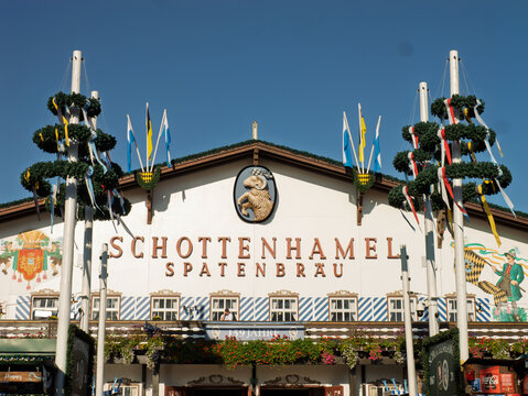Oktoberfest Celebration at Schottenhammel with Spatenbrau