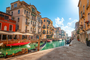 Canal in Venice, Italy © adisa