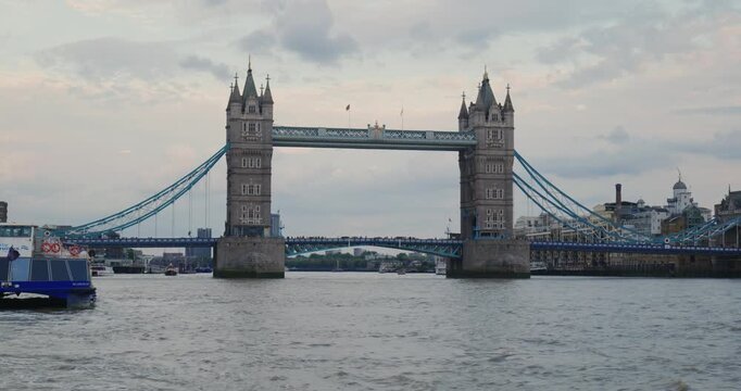 London, England, United Kingdom, August 14, 2026. Wide shot of Tower Bridge over River Thames seen from boat