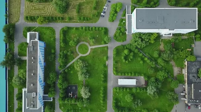 Forward nadir flight over Khimki hospital grounds