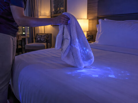UV LIGHT REVEALS HIDDEN GERMS IN HOTEL ROOM