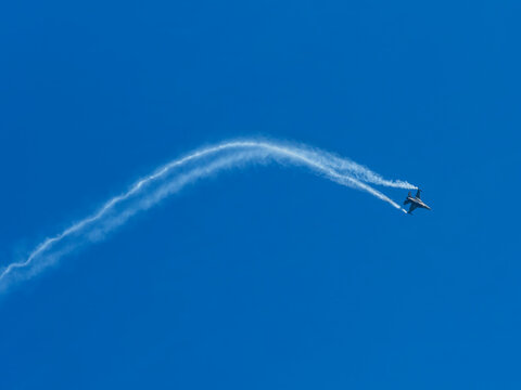 F-16 fighter aircraft flying during training