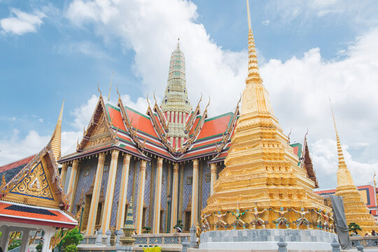 Landmark architecture of the Grand Palace and Wat Phra Kaew, Bangkok, Thailand