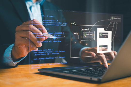 UML object oriented programming concept with class diagram and source code, illustrating software architecture, object modeling, inheritance, relationships, coding and development workflow.