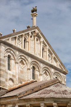 Exterior view of the Pisa Cathedral in the Square of Miracles