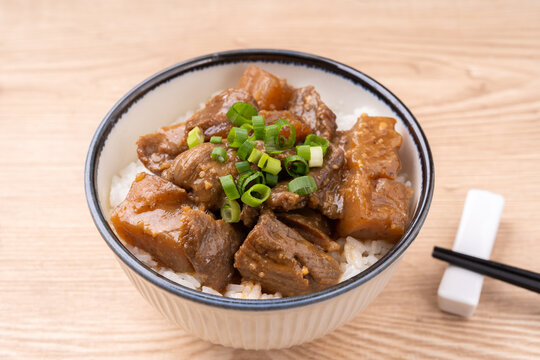 どて煮丼