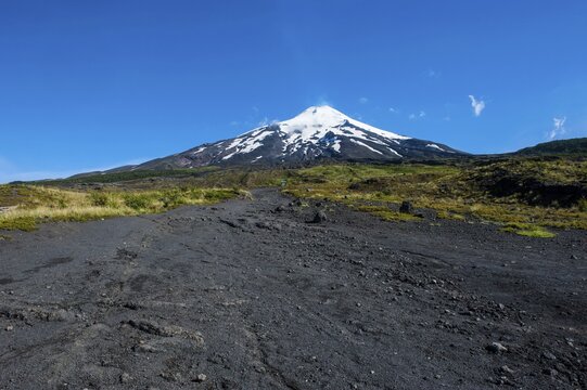 Snowcapped volcano Villarrica, Pucon, southern Chile, Chile