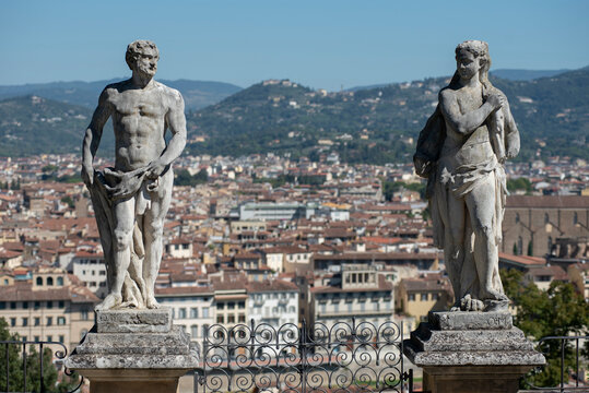 The statues of Hercules and Venus by Orazio Marinali, created between the late 16th and early 17th centuries.