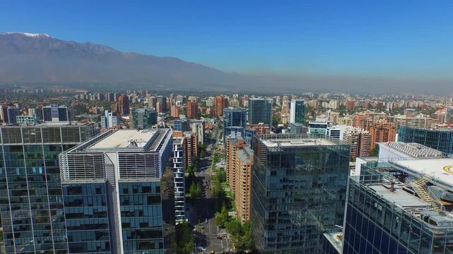 video a&eacute;reo sobre Las Condes K 0014