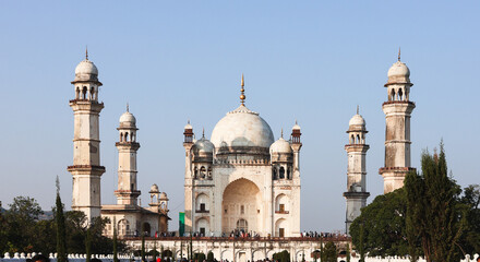 Bibi Ka Maqbara (Taj Mahal Replica) © VINEET