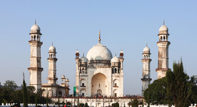 Bibi Ka Maqbara (Taj Mahal Replica)