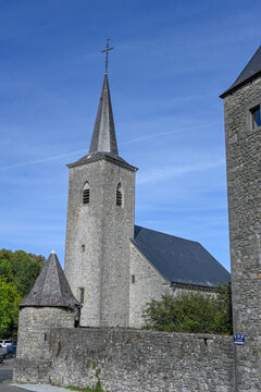 &eacute;glise de Thy-le-Ch&acirc;teau, une section de la ville belge de Walcourt, situ&eacute;e en R&eacute;gion wallonne dans la province de Namur