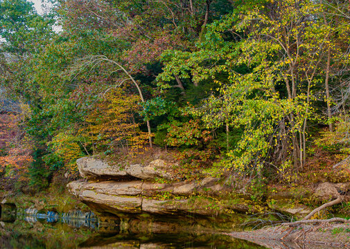 500-27 Early Autumn Color, Sugar Creek