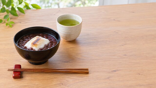 鏡開きの広告用 漆の椀に入ったぜんざいと焼き餅