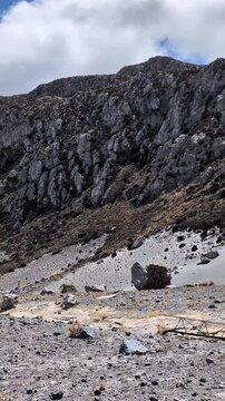 Paisaje del parque de los nevados en Colombia, en donde se ubica el nevado del Ruiz.