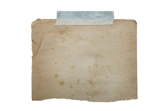 Papel artesanal envejecido con cinta adhesiva sobre fondo negro, hoja de papel reciclado con textura y espacio para texto