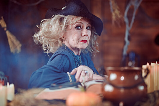 Sinister Elderly Sorceress