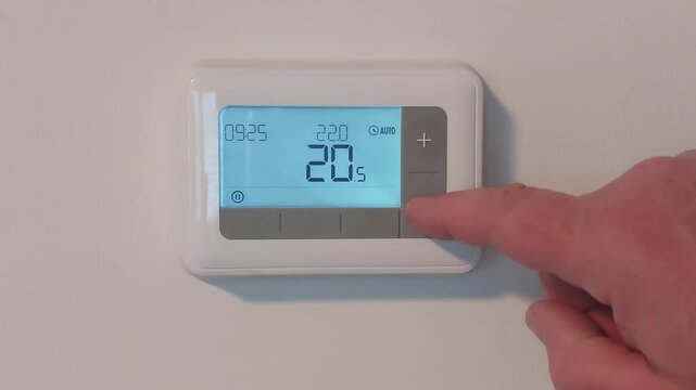 How to adjust a digital thermostat for home temperature control