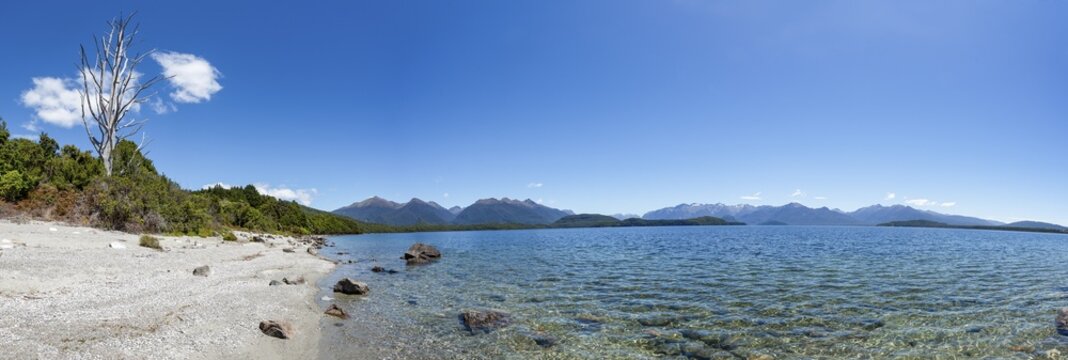 Beach at the lake, Frasers Beach, Lake Manapouri, Manapouri, South Island, New Zealand