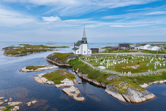 St Luke's Anglican Church and coastal cemetery