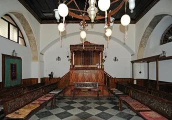 La synagogue Etz Chayim dans la vieille ville de La Canée en Crète © arvernho